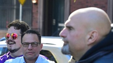 fetterman:-trump’s-right-on-data-centers,-gov.-shapiro-‘scared-by-the-polls’
