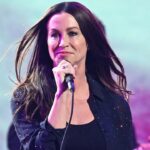alanis-morissette-sues-ex-tour-manager-over-alleged-blackmail,-false-drug-trafficking-claims