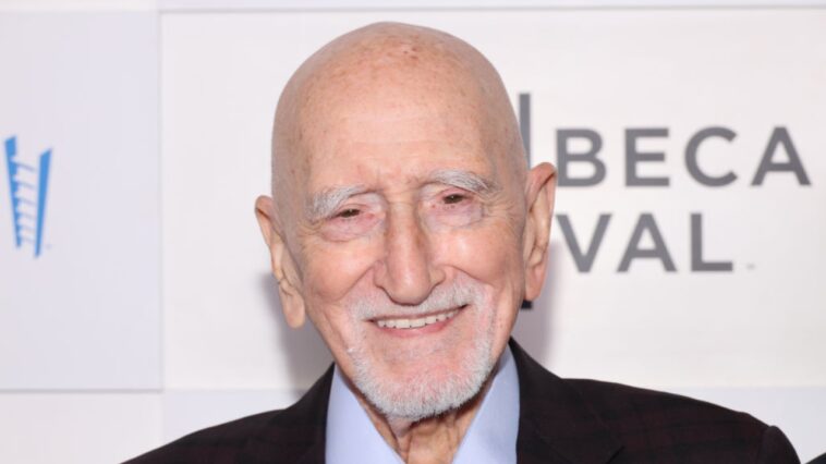 ‘sopranos’-star-dominic-chianese-continues-to-age-in-reverse,-starts-podcast-at-95-years-old