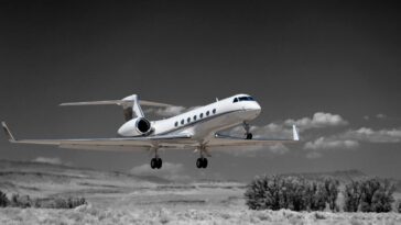 plane-carrying-dhs-secretary-markwayne-mullin-forced-to-make-emergency-landing