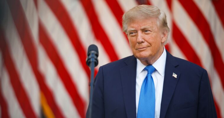 us-sees-negative-net-migration-for-first-time-in-nearly-100-years-amid-trump’s-border-crackdown