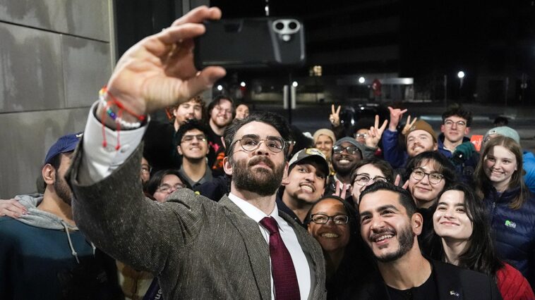 stephen-a-smith-warns-hasan-piker-will-‘contaminate’-democrats-in-the-midterms,-‘come-back-to-haunt-them’