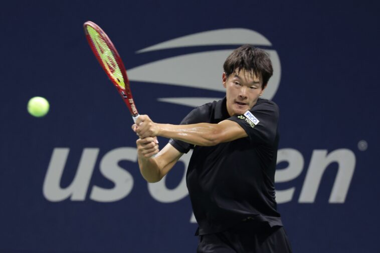 columbia-product,-nj-native-michael-zheng-wins-at-us-open-in-‘college-tennis-atmosphere’