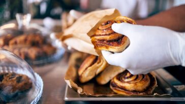 viral-bakery’s-missing-cinnamon-rolls-spark-$3,100-theft-accusation-and-border-patrol-plot-twist