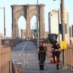 nyc-cops-shoot-knife-wielding-man-who-charged-at-them-on-brooklyn-bridge,-sources-say