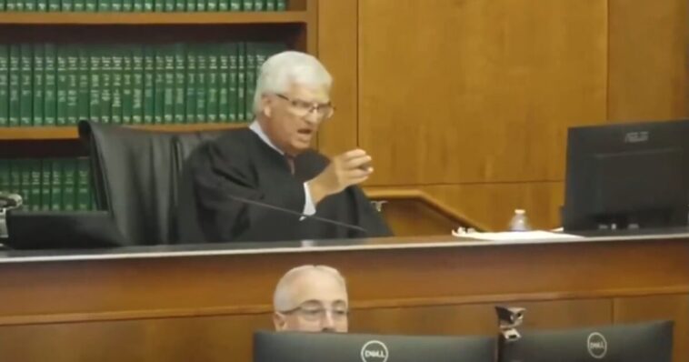 breaking-update:-judge-declares-mistrial-after-he-gets-into-argument-with-clancy-defense-attorney-over-one-‘holdout’-(video)-–-defense-appeals!