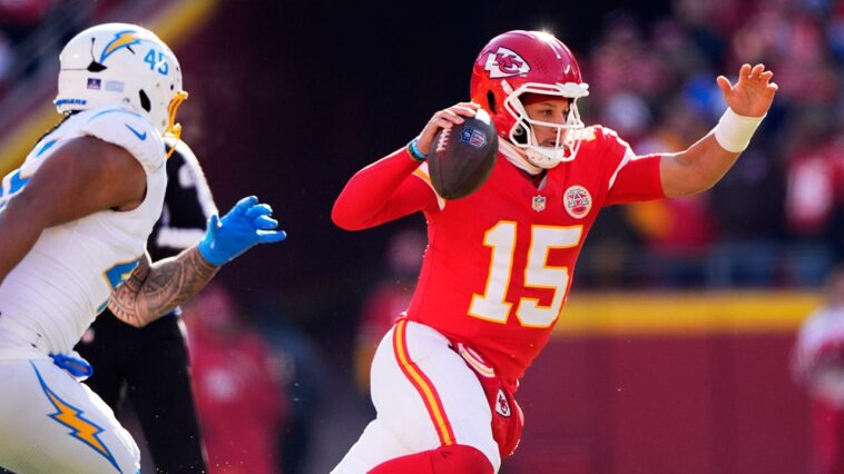 patrick-mahomes-injury-recovery-motivation-was-being-able-to-walk-before-his-daughter