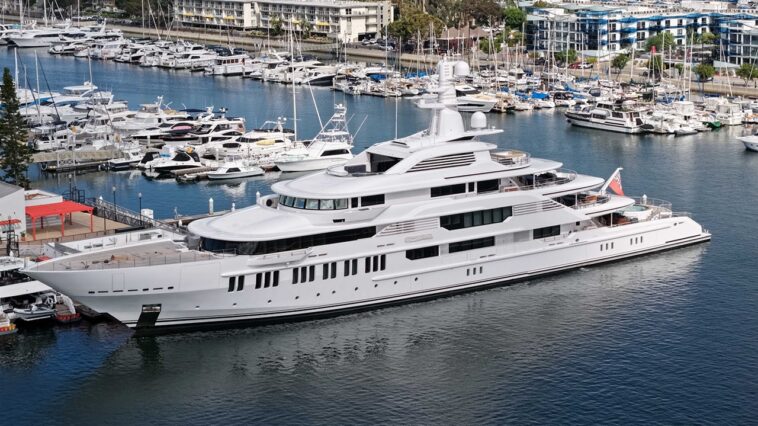 mysterious-$150m-superyacht-docks-in-la-with-hidden-name-and-magical-connection