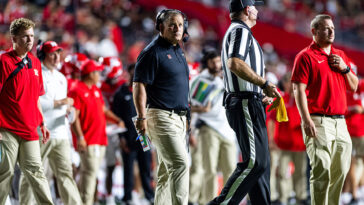 rutgers-fan-goes-off-after-umass-loss:-‘i’m-done.-i’m-canceling-everything’