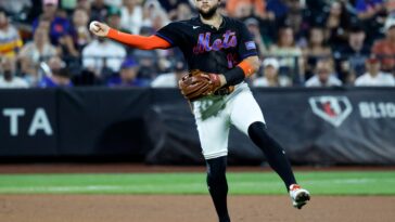 even-as-questions-loom-about-his-mets-future,-bo-bichette-has-proven-one-thing-at-third-base