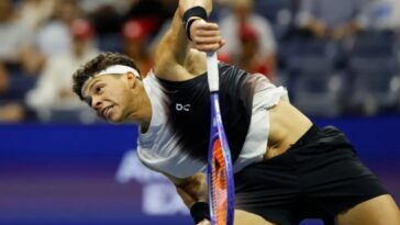 ben-shelton-grinds-out-four-set-win-in-match-that-ends-after-2-am.-to-reach-fourth-round-of-us-open