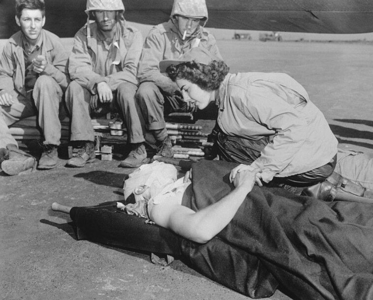 the-forgotten-women-who-flew-straight-into-hell-for-america