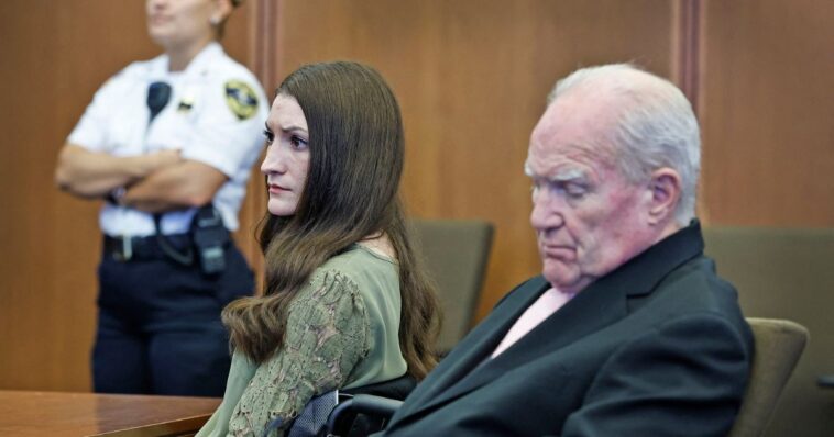 lone-lindsay-clancy-juror-who-held-out-against-the-mob-hailed-as-‘a-true-hero’-as-mistrial-becomes-official