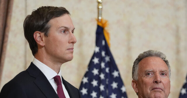 video:-president-trump’s-‘great-negotiators’-witkoff-and-kushner-arrive-in-moscow-for-peace-talks-amid-ukraine-war