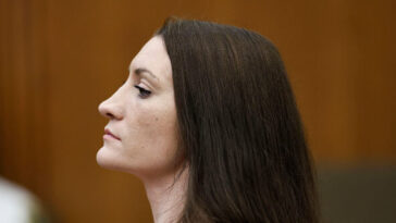 trump-weighs-in-on-lindsay-clancy-mistrial,-$1-million-in-donations-pour-in-to-accused-mom’s-family