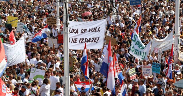 thousands-rally-in-croatia-demanding-urgent-cleanup-of-tonnes-of-toxic-waste-from-town