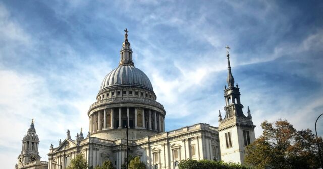 st-paul’s-cathedral-to-host-dj-music-raves-inside-church