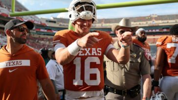 arch-manning’s-four-touchdown-passes-help-texas-destroy-texas-state