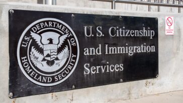 senior-immigration-official-and-alleged-moneyman-caught-accepting-$960k-in-bribes-for-citizenship-favors:-prosecutors