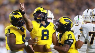 michigan-wolverines-fend-off-shocking-upset-bid-from-western-michigan-in-early-season-thriller