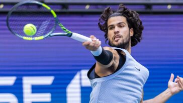carlos-alcaraz’s-layoff-no-problem-as-he-steamrolls-american-star-into-us-open-quarterfinals