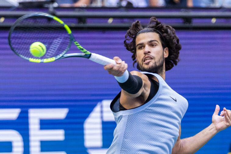 carlos-alcaraz’s-layoff-no-problem-as-he-steamrolls-american-star-into-us-open-quarterfinals
