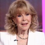 barbara-eden,-95,-says-she’s-‘okay’-after-last-minute-cancelation-of-festival-appearance