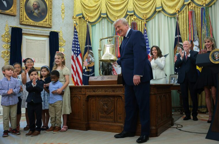 trump-admin-wants-to-make-stay-at-home-parents-raising-their-own-kids-a-priority