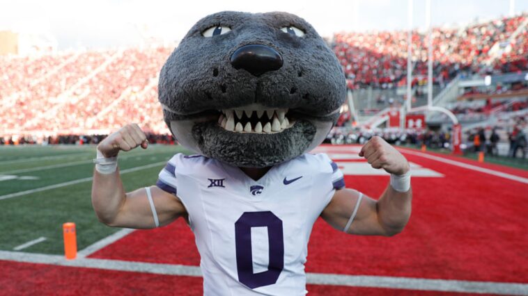 kansas-state-wildcats’-mascot-forced-to-complete-absurd-amount-of-push-ups-during-71-3-victory