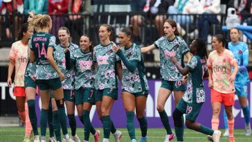 group-of-fans-kicked-out-of-portland-thorns-nwsl-match-over-pro-women-apparel-labeled-‘transphobic’