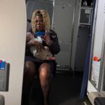 united-airlines-flight-attendant-catches-baby-that-was-about-to-fall-out-of-new,-‘exhausted’-mom’s-lap