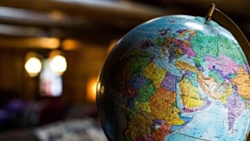 un.-backs-new-map-projection,-demands-world-stop-making-africa-look-small