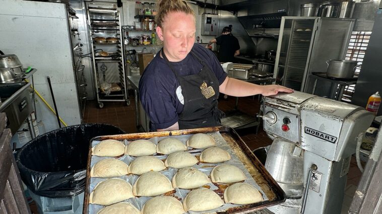 bakery-can’t-make-handmade-empanadas-fast-enough-as-tourists-descend-on-nation’s-oldest-city
