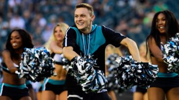the-real-problem-with-the-nfl’s-male-cheerleaders