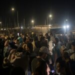 britain-rises:-after-giant-inflatable-boat-crosses-the-channel,-uk-citizens-blockade-portsmouth-harbor,-impede-passage-of-buses-carrying-illegal-migrants-into-the-country-(videos)