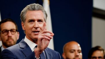 new-california-bill-could-completely-disqualify-former-ice-agents-from-public-employment