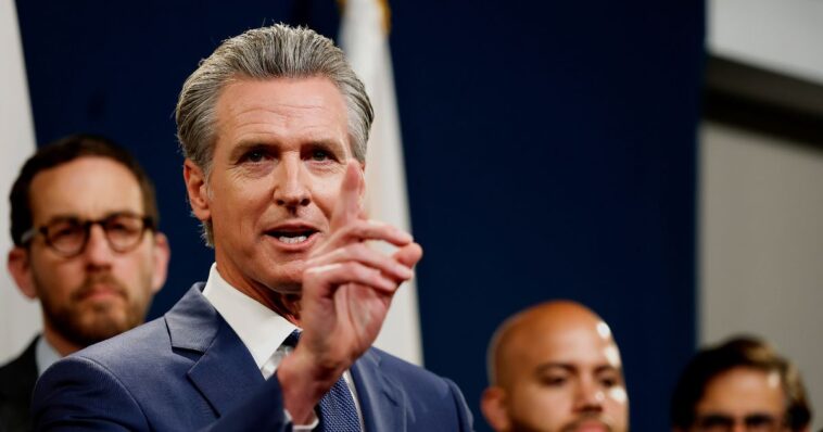 new-california-bill-could-completely-disqualify-former-ice-agents-from-public-employment