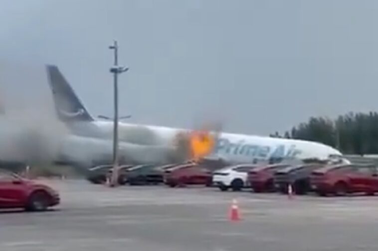 flames-shoot-from-amazon-cargo-plane-in-dramatic-video-—-as-witnesses-feared-an-explosion