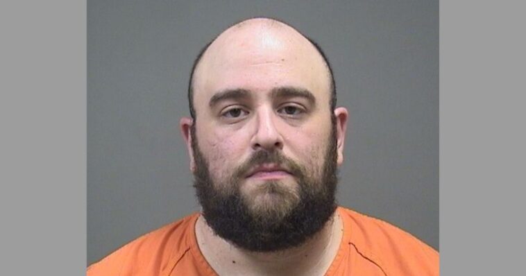 armed-man-arrested-while-‘pushing-his-way’-through-crowd-during-ohio-gubernatorial-candidate’s-speech