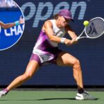 iga-swiatek-crashes-out-of-us-open-against-qinwen-zheng-after-epic-collapse