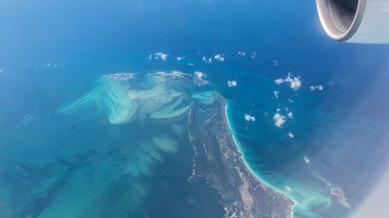 4-family-members-flying-from-bahamas-to-florida-in-small-plane-go-missing,-with-coast-guard-joining-search