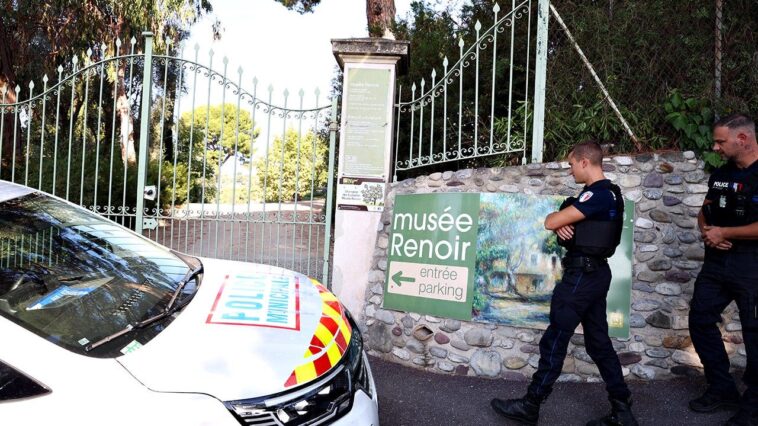 art-heist-thieves-make-off-with-renoir-paintings-worth-millions-from-museum-on-french-riviera