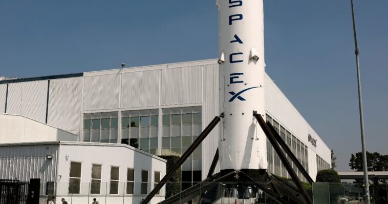 spacex-to-build-$100b-rocket-center-in-deep-red-louisiana,-may-create-10,000-jobs