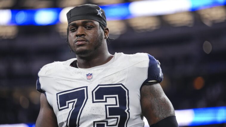 dallas-cowboys-all-pro-lg-tyler-smith-to-miss-4-6-weeks-due-to-thumb-surgery