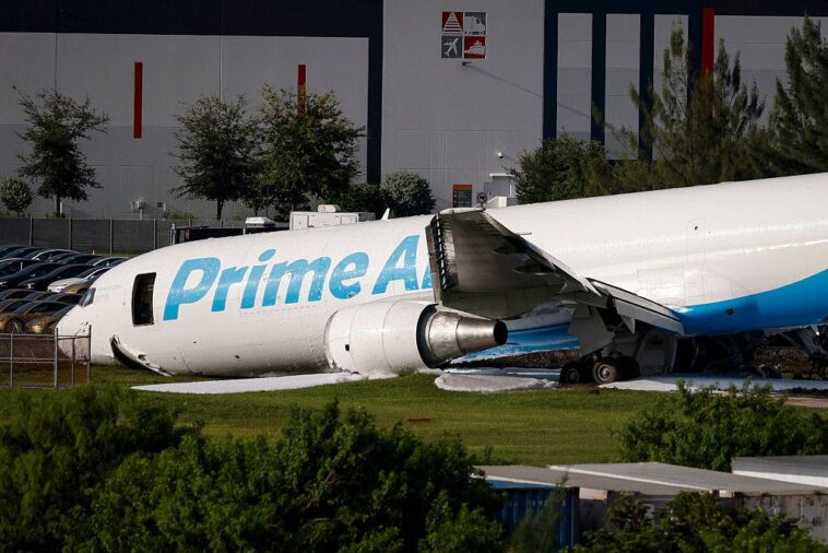 hear-the-moment-first-responders-count-number-of-dead-in-amazon-plane-crash