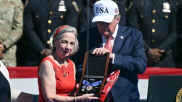 trump-posthumously-awards-medal-of-freedom-to-9/11’s-‘man-in-red-bandana’