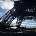 eiffel-tower-makes-female-workers-‘invisible’-to-accommodate-religious-group