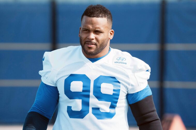 rams-provide-definitive-update-on-aaron-donald’s-status-for-season-opener