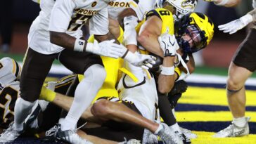 mac-appealing-for-western-michigan-to-be-declared-winner-after-michigan-replay-controversy