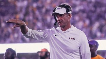 lsu-leaves-former-pro-athletes-off-final-roster,-one-night-before-sec-takes-lane-kiffin-and-tigers-to-court